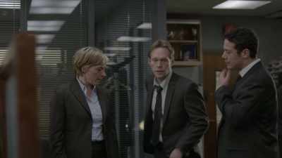 Zoe? Hey, hey, hey, what's wrong? - Luther