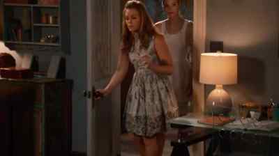 Zoe? Honey? - Hart of Dixie