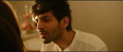 Zoe, whatever it is, we'll sort it out.
Remember? - Love Aaj Kal