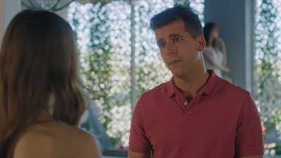Zoey, - Picture Perfect Romance
