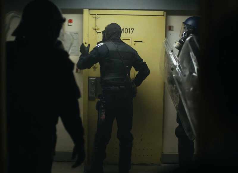 017, inspection! Step away from the door
