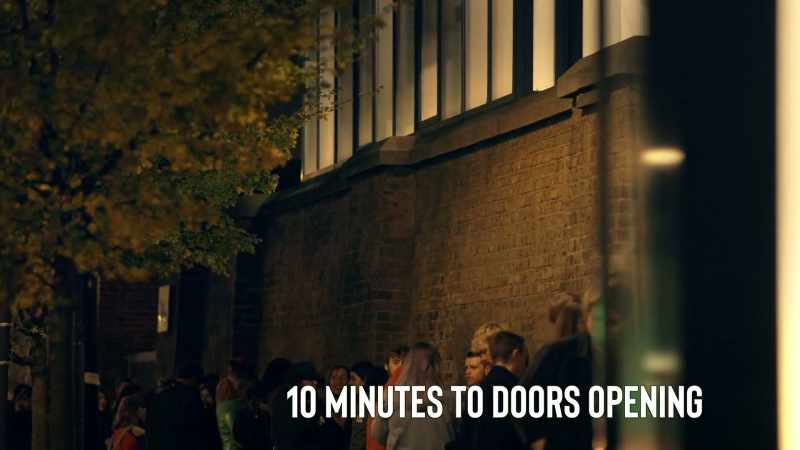 10 MINUTES AVANT LE DÉBUT
