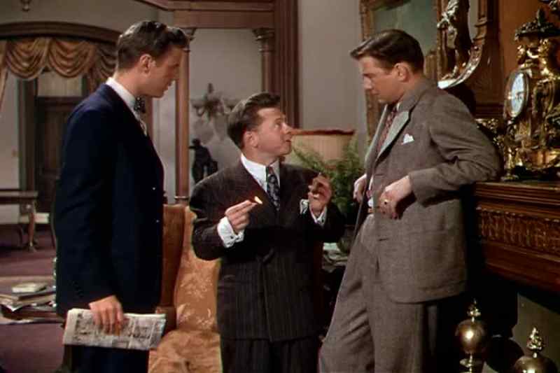 3:00 sharp, huh? - Well, you know Larry