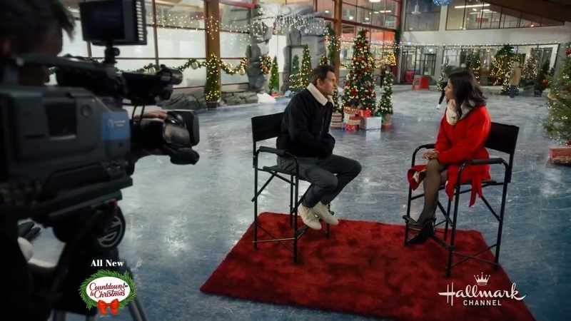 Aşa e. Voi juca rolul Ebenezer Scrooge