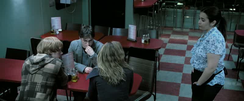 A cappuccino, please.- You?