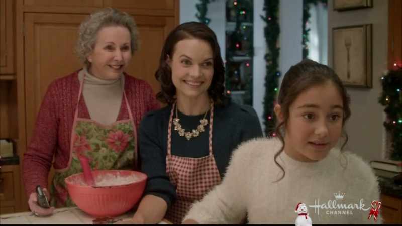 A Christmas dinner for the whole town!