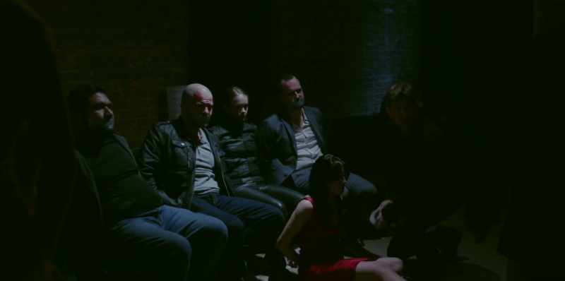 A failed fed agent joins forces with the Russian mafia