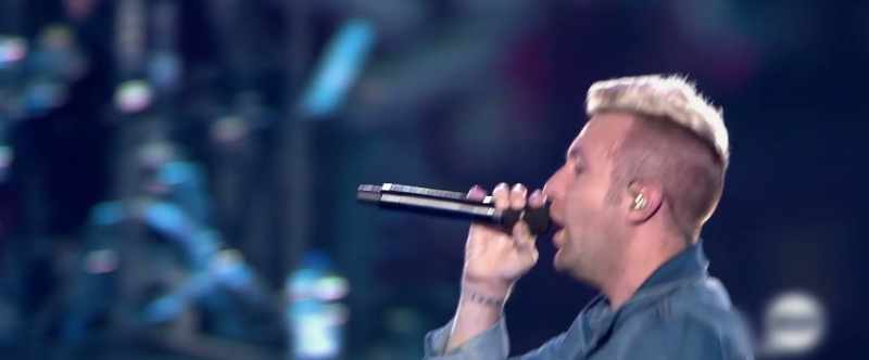 �� A little louder, open your heart ♪