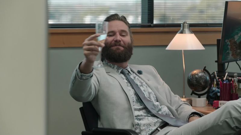 A little tequila. -Senorita, Si, sil vous plaît!