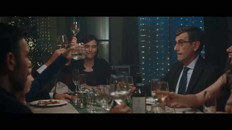 A Luisa, che ci guarda da lassù. - Sì, a Luisa