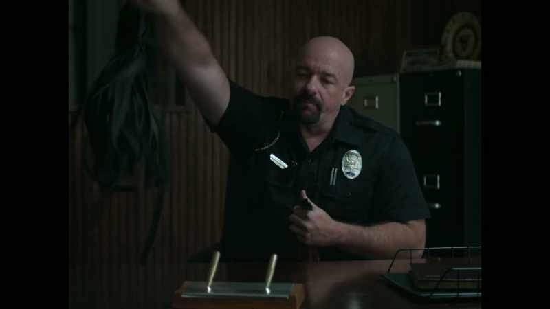 A poi flogger is designed to be used with two hands