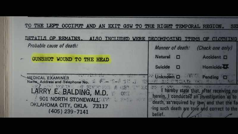 A single gunshot wound to the head with a small caliber weapon