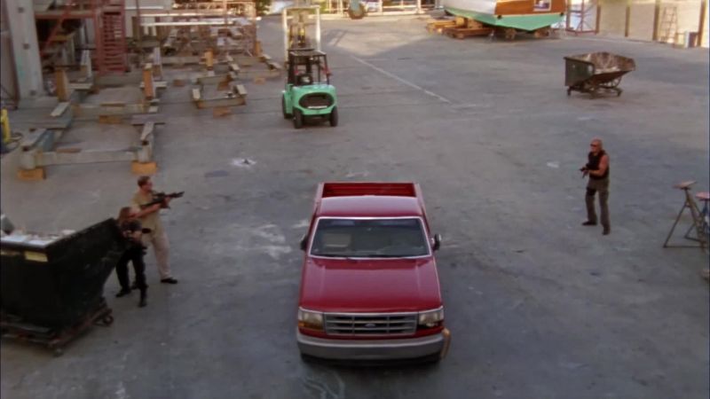 A speeding truck makes people scatter