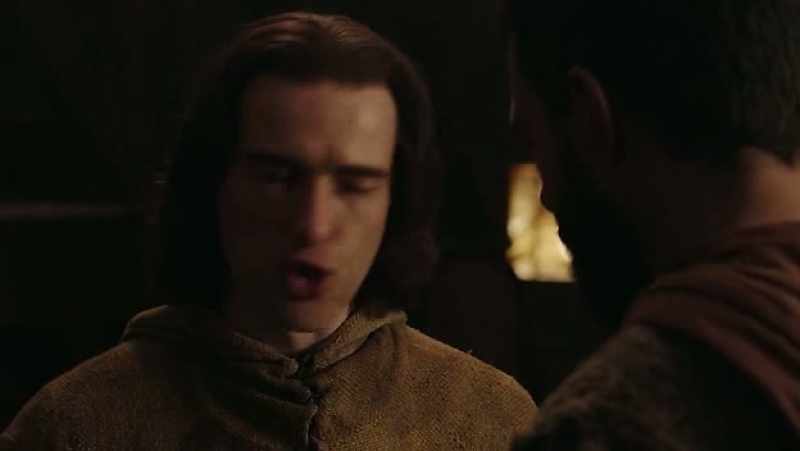 A true leader fights shoulder to shoulder with his men