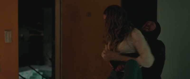 Aah! Wait, wait, wait! You're hurting me!