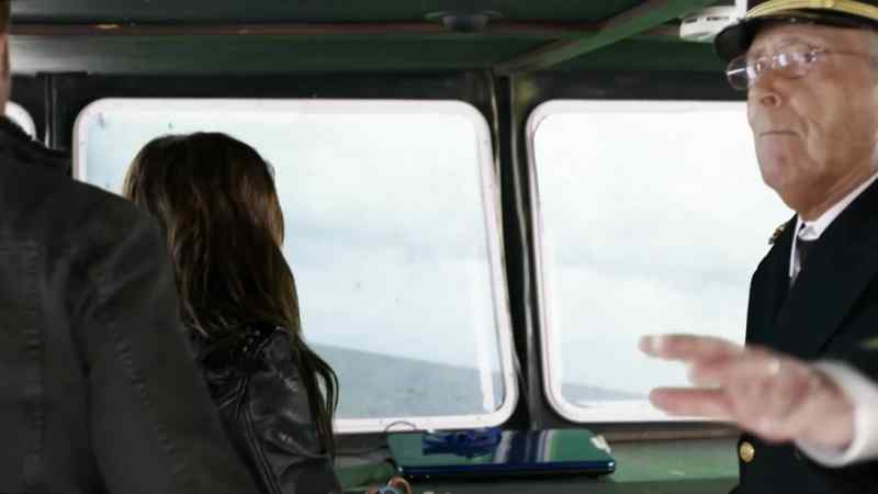 Abandon ship!