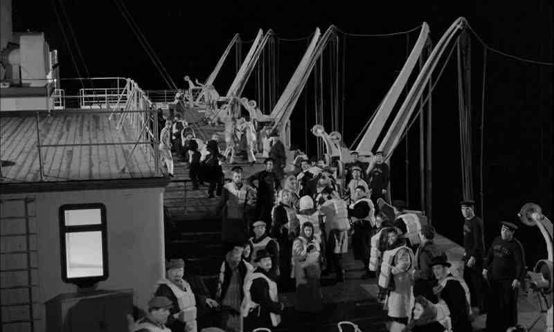 Abandon ship!