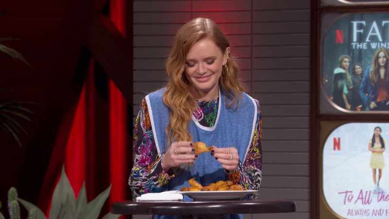 �� Abbey, you gotta eat that fire wing ♪