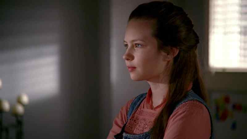 Adaleen: EGGS GIVE HER HIVES