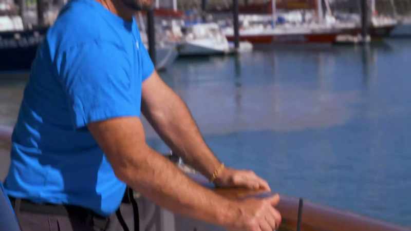 Aft quarter to dock, 45 meters