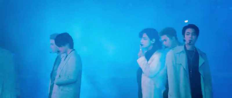 �� After secretly picking up Words drifting in the void ♪