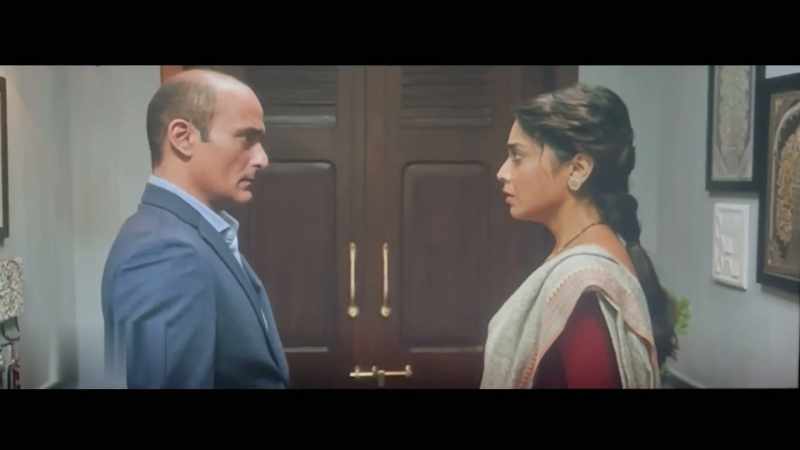 After that, he takes the evening KSRTC bus and gets back home