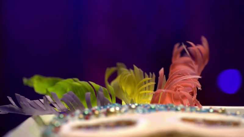 Airbrushing wafer paper to make a feather