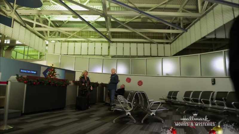 Airports don't close. - Well, this one does