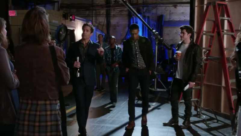 (Alan) 'Alright. Listen up, gang! Listen up!'