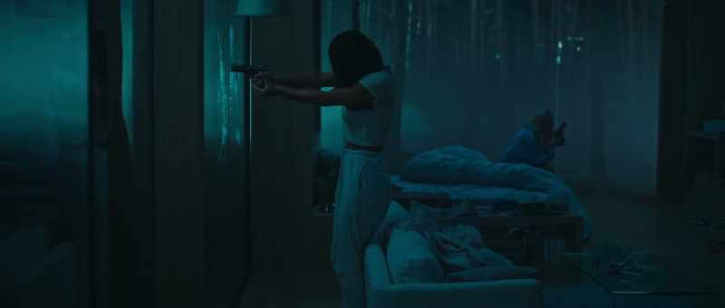 Alex. They can't even see you. - They must be using thermal scopes