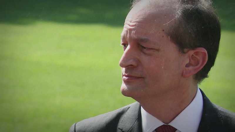 Alexander Acosta accepted a deal