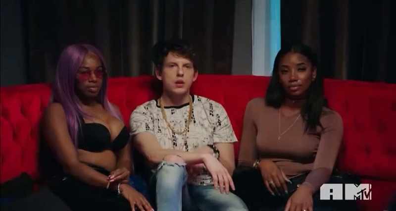 Alicia, whup his ass. - Wait
