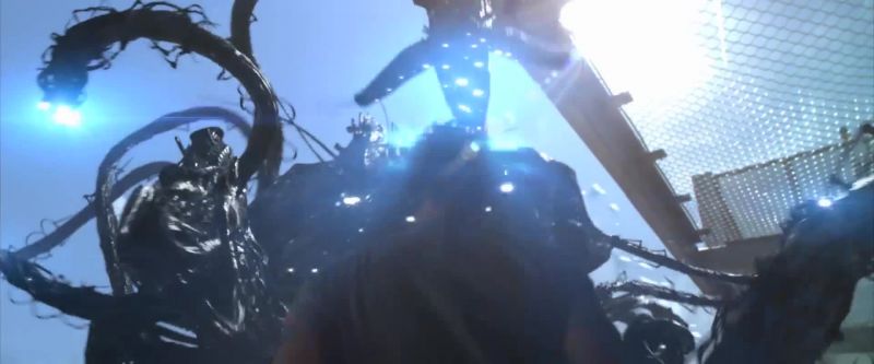 (Alien screams in agony)