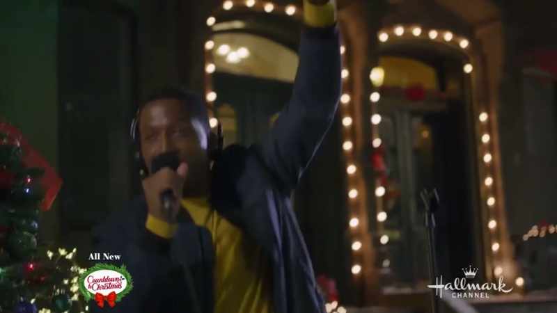 �� All around us, we see the lights shine ♪