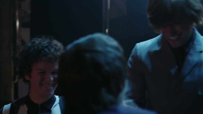 [all laughing]