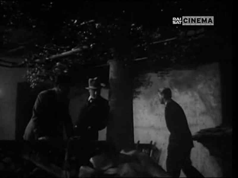 All right to go in? - Sure, as long as he don't come out