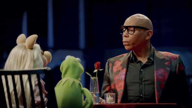 All right. -(MISS PIGGY SIGHS)