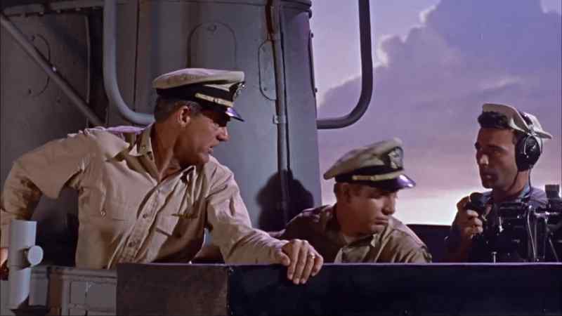 All stop. Shift your rudder