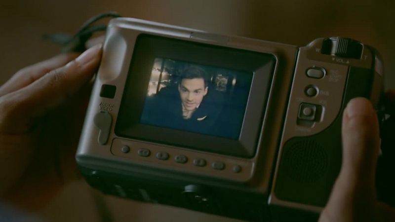 All this time travel's been hard on the camera, Bon