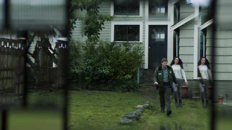 alright-i-got-to-make-some-phone-calls
