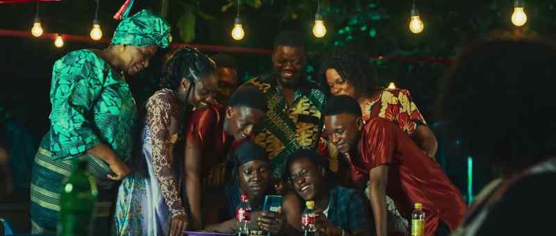 Amaka, Tra-tra, Akinola