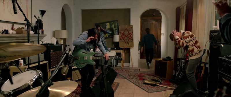 (Amplifier feedback) (All exclaiming)