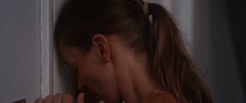 (Amy exhales) (tense music)