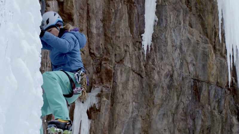 {\an1}But climbing is different