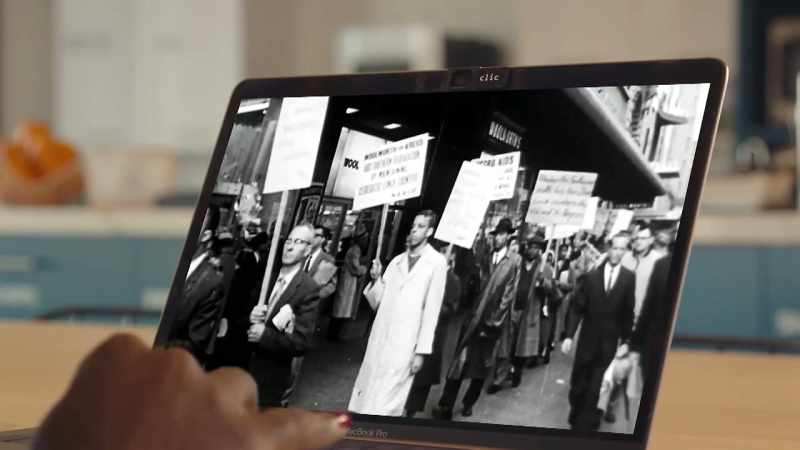 {\an1}The progress that was made in the Civil Rights era