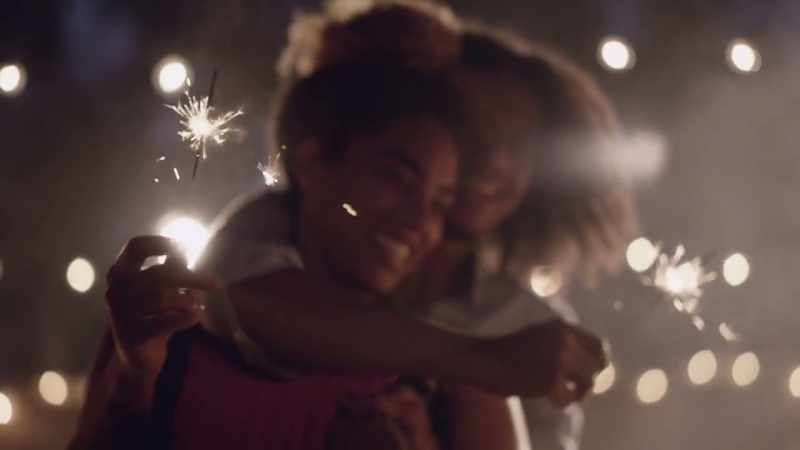{\an1}Think about the feeling you get when you hug a friend or dance