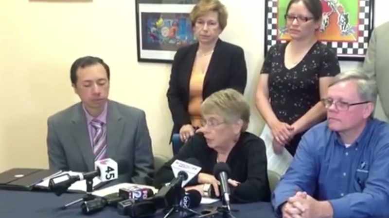 {\an1}- We are announcing that late yesterday we filed suit