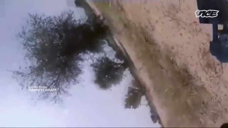 {\an8}-America is constantly at war everywhere around the globe