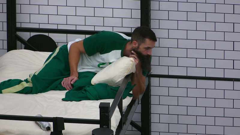 {\an8}And if our strengths can eliminate another player