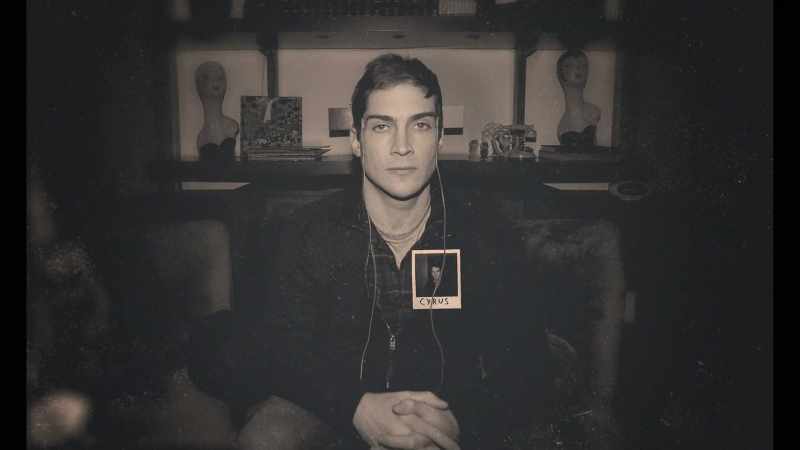 {\an8}Cyrus will switch back into his body